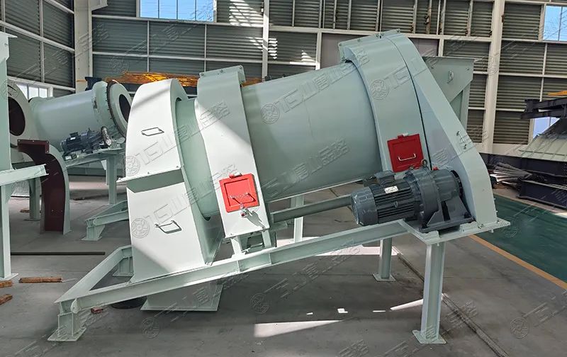 機制砂防離析、防揚塵，有經(jīng)驗的砂廠都在用加濕拌和機